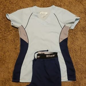 Grey's anatomy active scrubs set